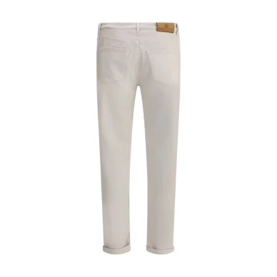 Jeans with turn-up hem