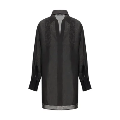 Shirt with embroidery