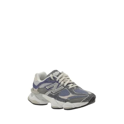 9060 Sneakers
