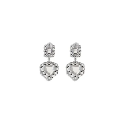 Earrings with heart-shaped pendant