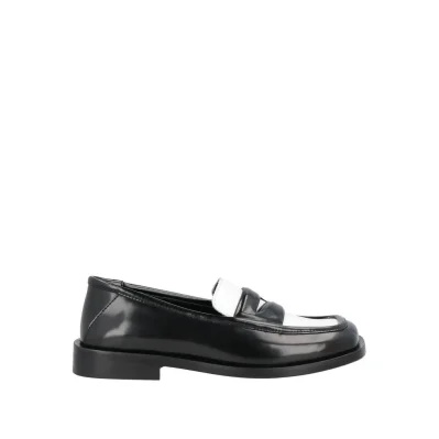 AMANDA Loafers