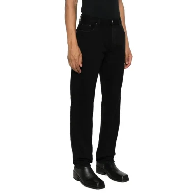 Relaxed Straight Jeans
