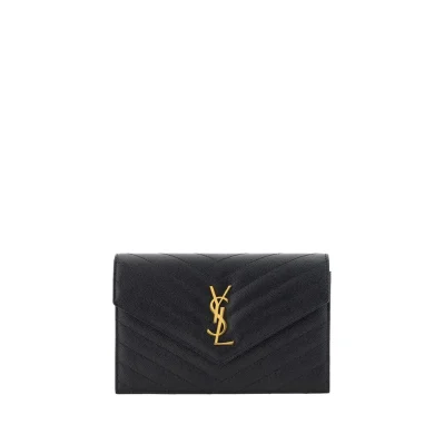 Wallet with Chain