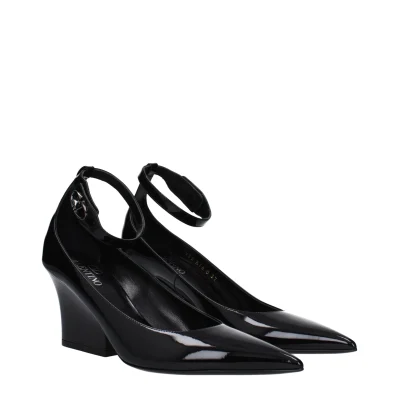 Black Leather Broch