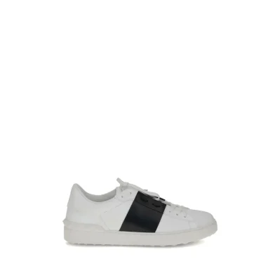 Open Sneakers