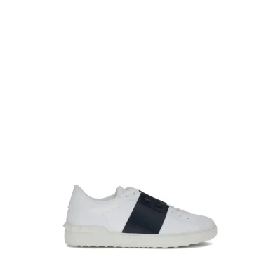 Open Sneakers