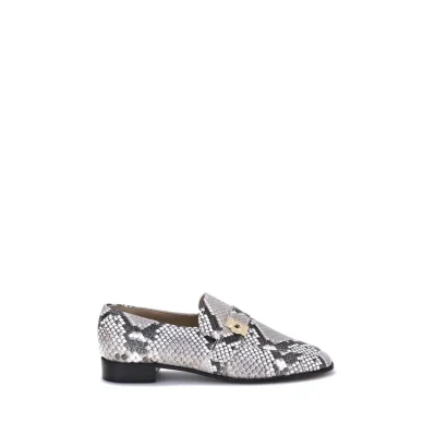 LOAFER