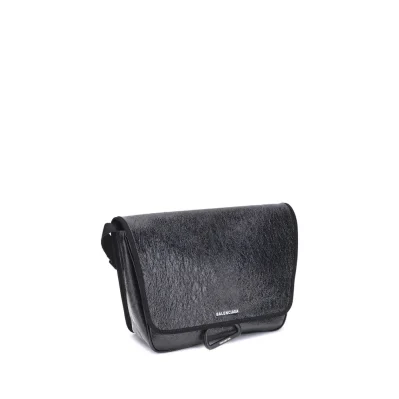 Explorer Shoulder Bag