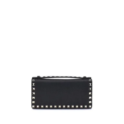 Wallet with chain