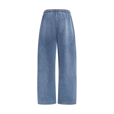 Sporty Pants with an elastic waistband