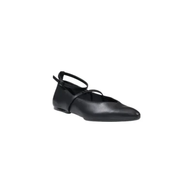 Black Polyester Platform