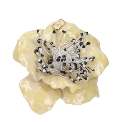 Beige Metal Broches