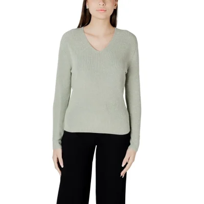 Green Cotton Sportswear