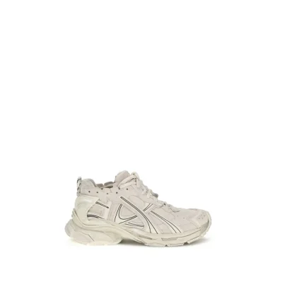 Runner Sneakers